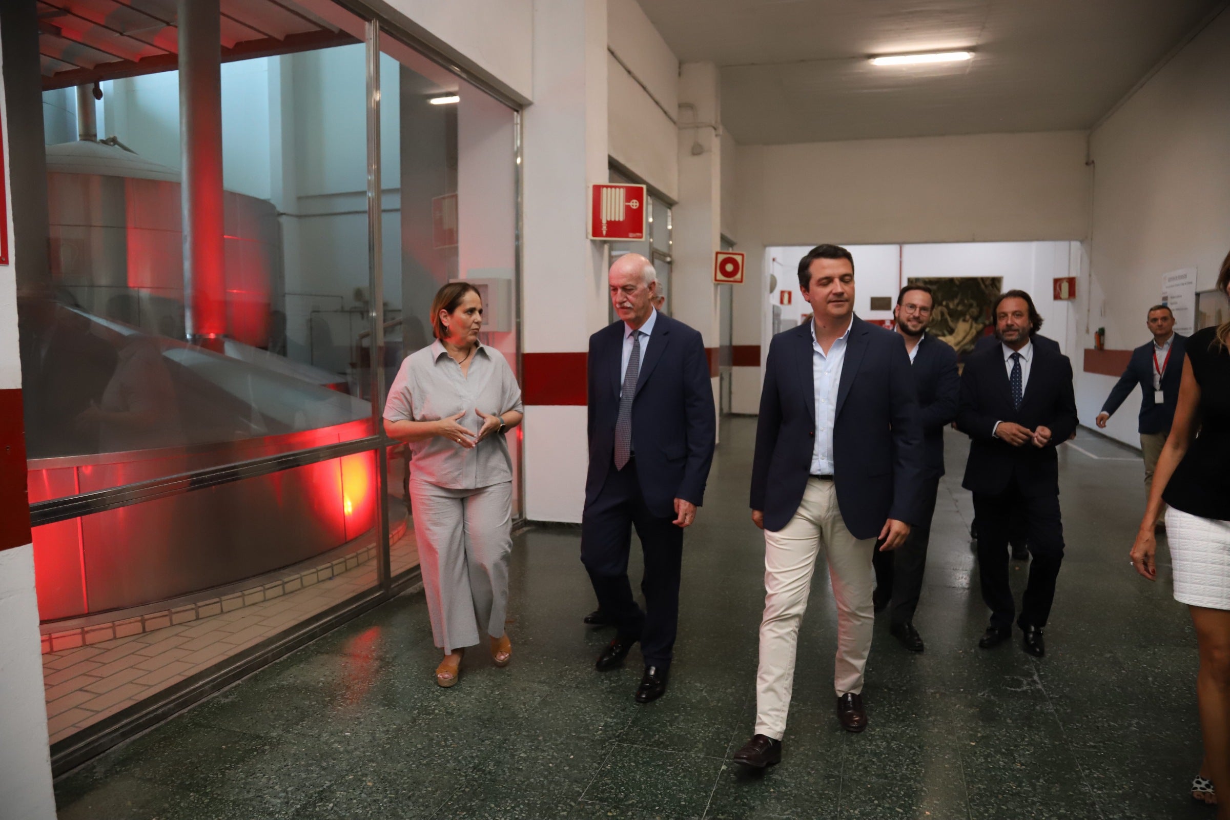 Así hace Mahou más de 50 tipos de cervezas en la fábrica de Córdoba, en imágenes