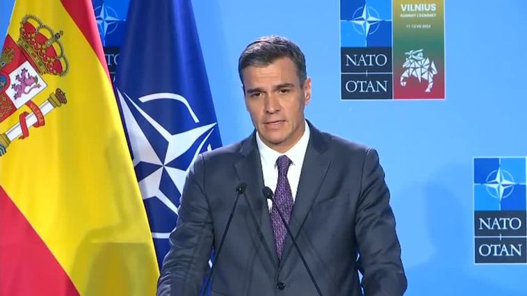Sánchez acusa a Feijóo de tratar de "socavar la confianza de los españoles en las instituciones y la democracia" con sus insinuaciones sobre Correos