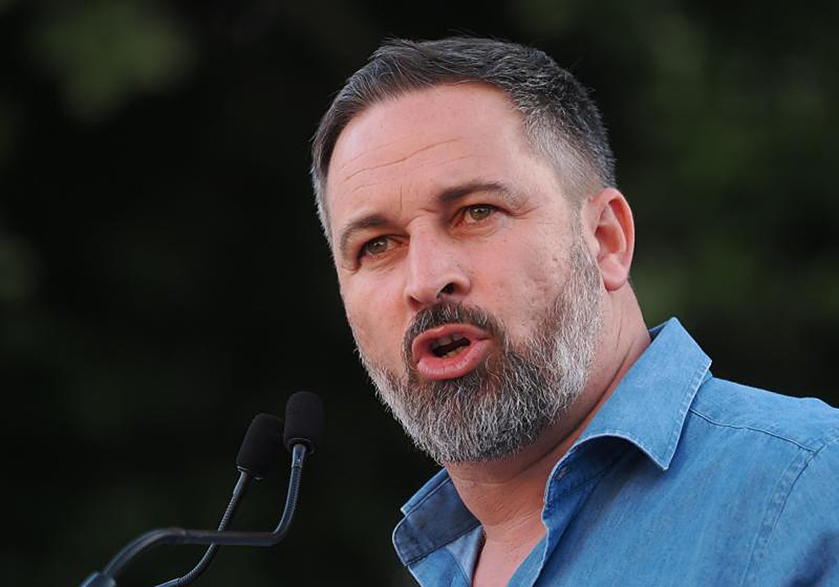 El candidato de Vox a las elecciones generales del 23J, Santiago Abascal, durante una conferencia