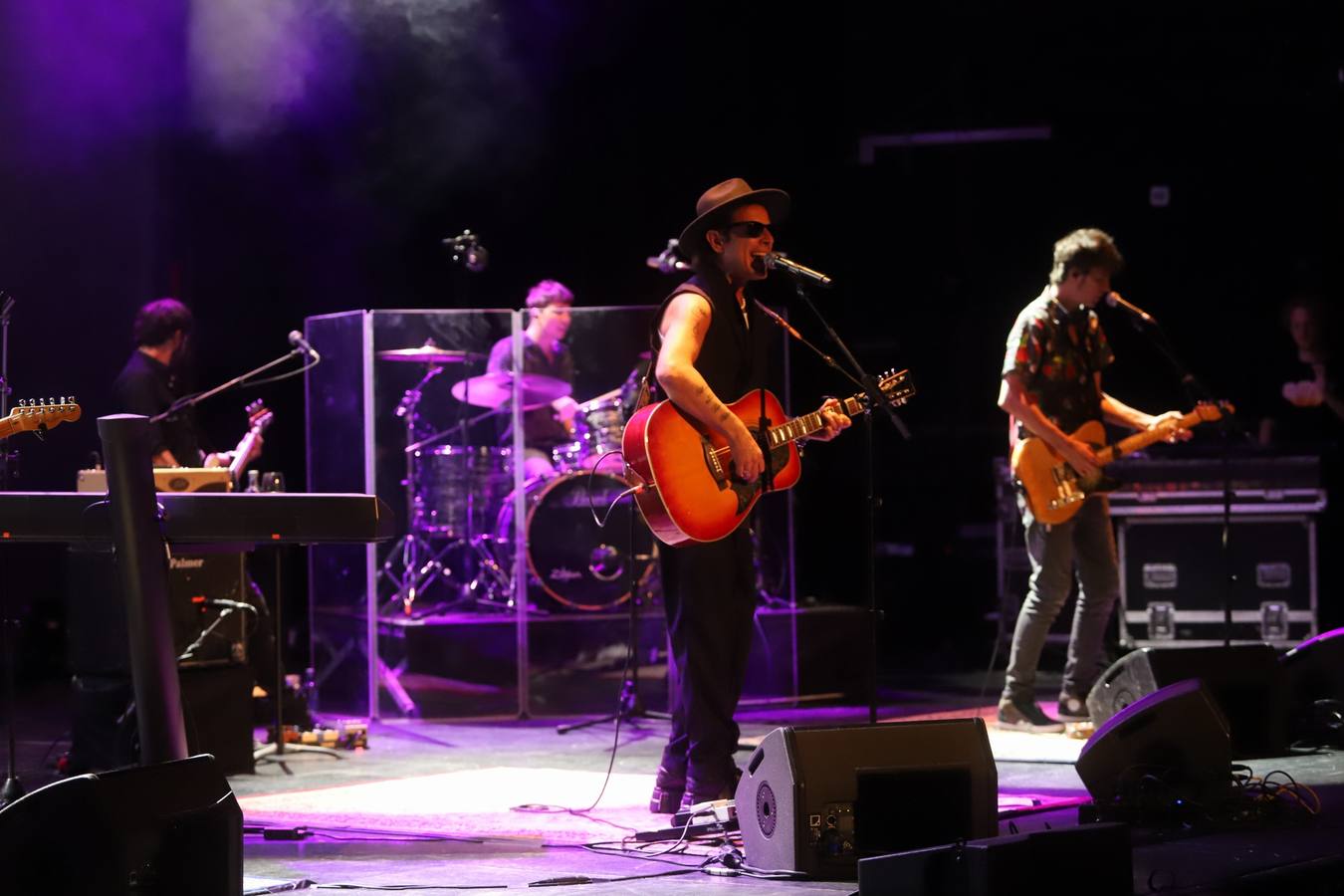 Coti llena el Gran Teatro con sus grandes temas y la fusión en su música