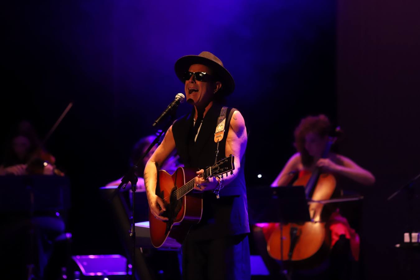 Coti llena el Gran Teatro con sus grandes temas y la fusión en su música