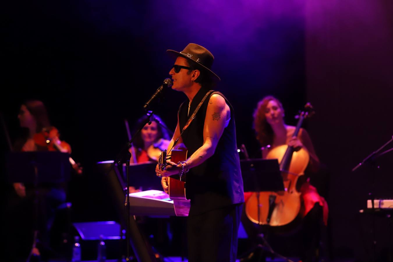 Coti llena el Gran Teatro con sus grandes temas y la fusión en su música