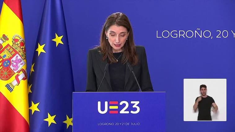 Llop cree que hay que ser "implacables" para que Rusia responda por los "daños" en Ucrania
