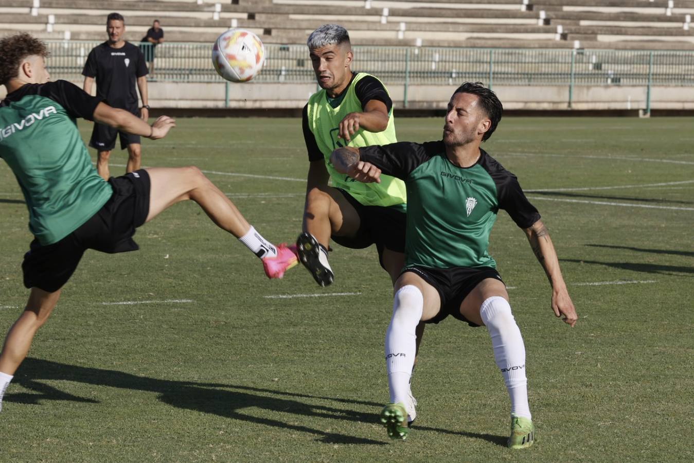 El Córdoba CF - Córdoba B, en imágenes