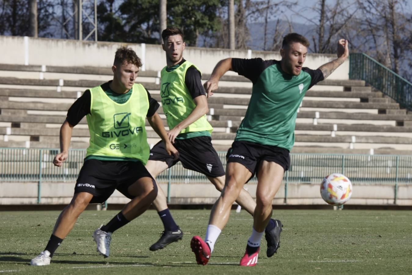 El Córdoba CF - Córdoba B, en imágenes