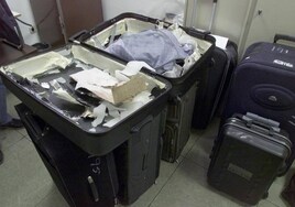 Desarticulada una organización criminal que introducía cocaína en maletas en vuelos comerciales