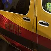 Herido grave el conductor de un camión de escombros que ha volcado en la A-3 en Madrid