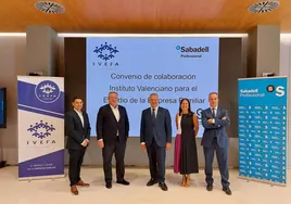 IVEFA y Banco Sabadell aúnan esfuerzos para apoyar a la empresa familiar valenciana