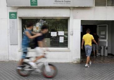 Paro en Córdoba: el desempleo sube levemente y los contratos se reducen casi un 12%