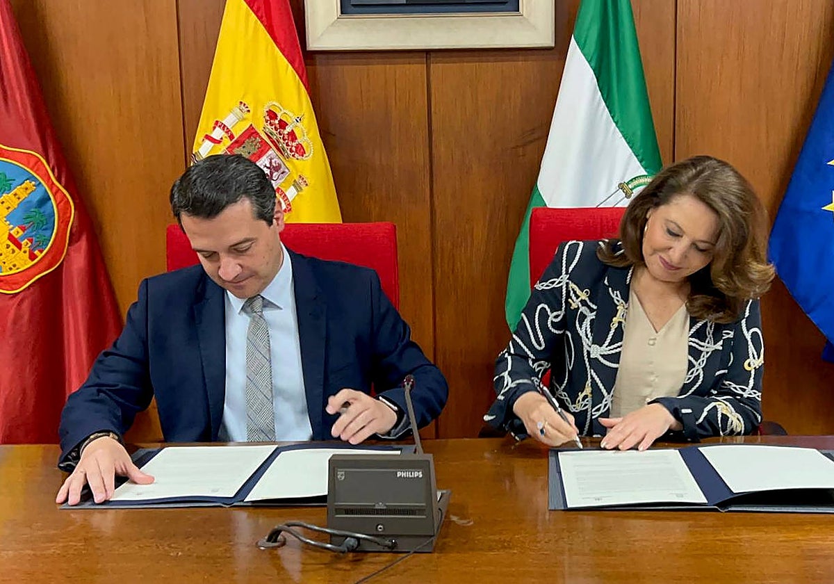 José María Bellido y Carmen Crespo, en el Ayuntamiento de Córdoba