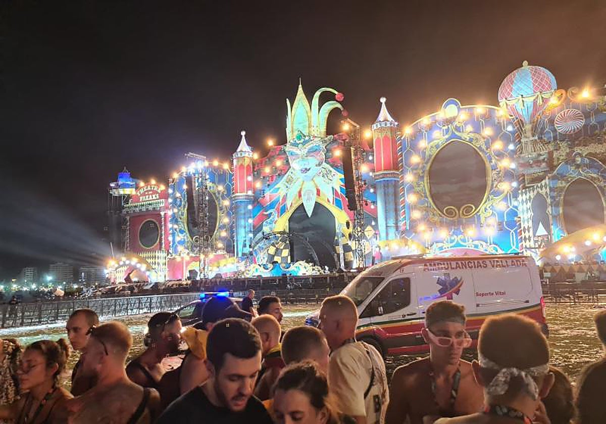 Imagen de archivo tomada tras el desprendimiento de varias estructuras en el festival Medusa 2022 de Cullera (Valencia)
