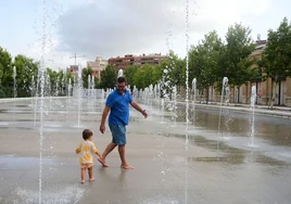 Multas de hasta 750 euros por bañarse en este parque de Valencia