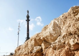 Las obras de la Rambla sacan a la luz restos de un convento del siglo XIII y de la muralla moderna de Barcelona