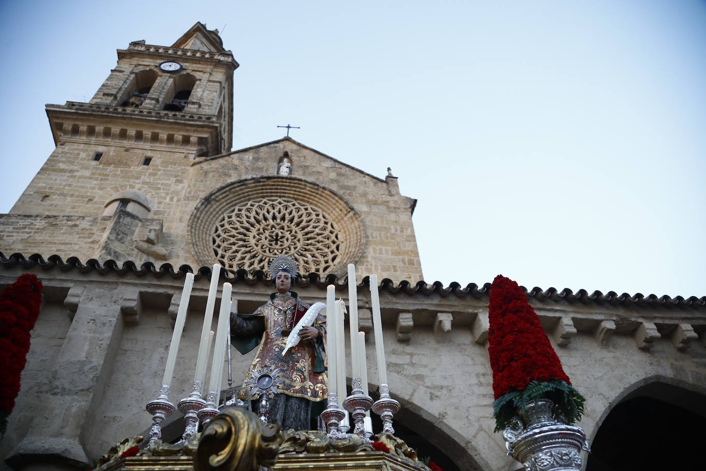 La procesión de San Lorenzo mártir en Córdoba, en imágenes