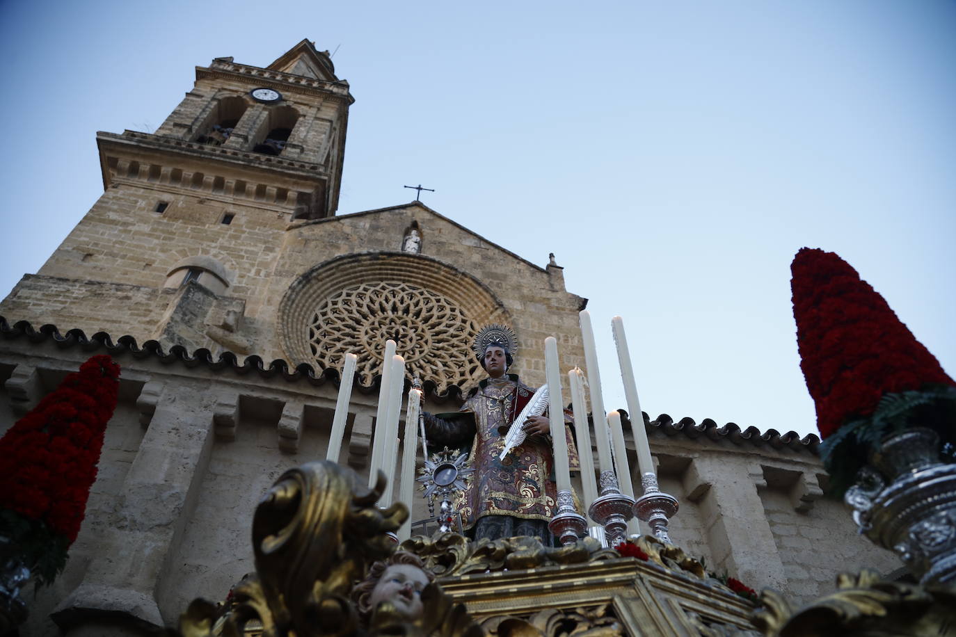La procesión de San Lorenzo mártir en Córdoba, en imágenes