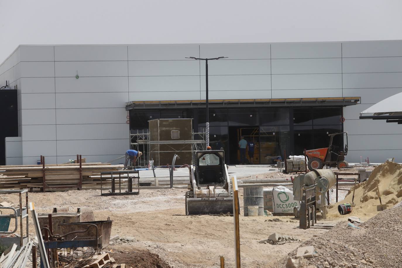 El gran edificio comercial de Alsara, en imágenes