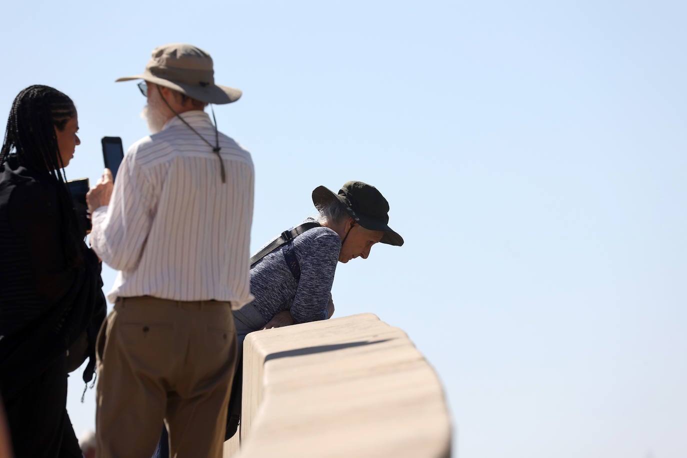 Los turistas y los hoteles se adaptan al calor en Córdoba