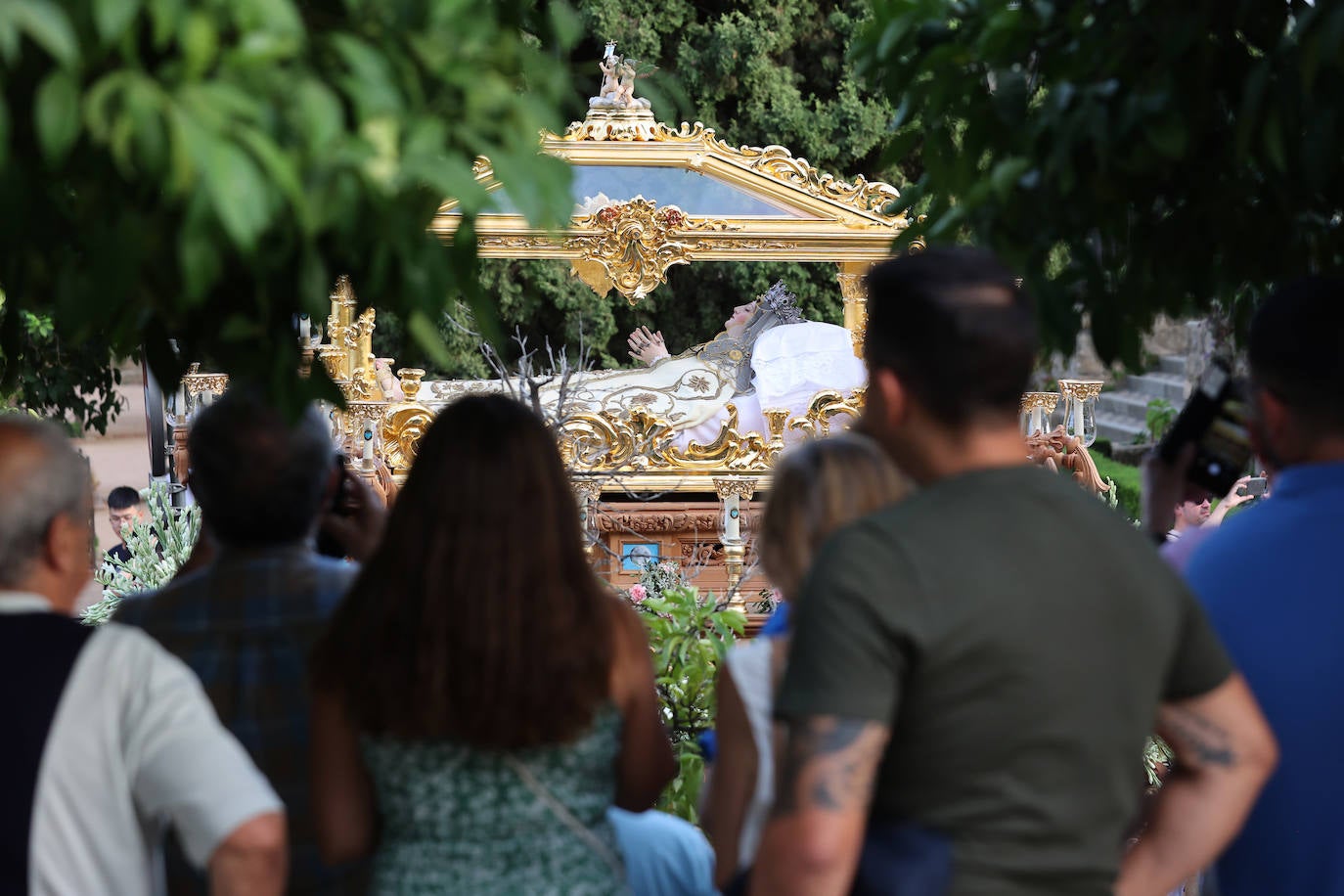La procesión de la Virgen de Acá de Córdoba, en imágenes