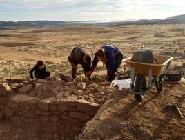 Regresan las excavaciones arqueológicas al yacimiento de Cruz de Mayo de Brazatortas