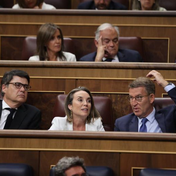 Controversia en el PP por una falta de unidad en la derecha que indigna a Vox