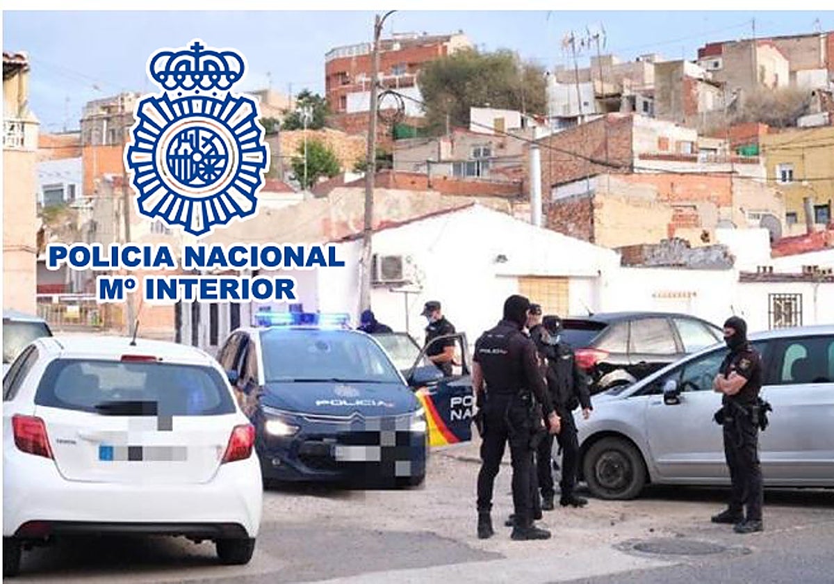 Imagen de archivo de la Policía Nacional en el barrio eldense de Talafera