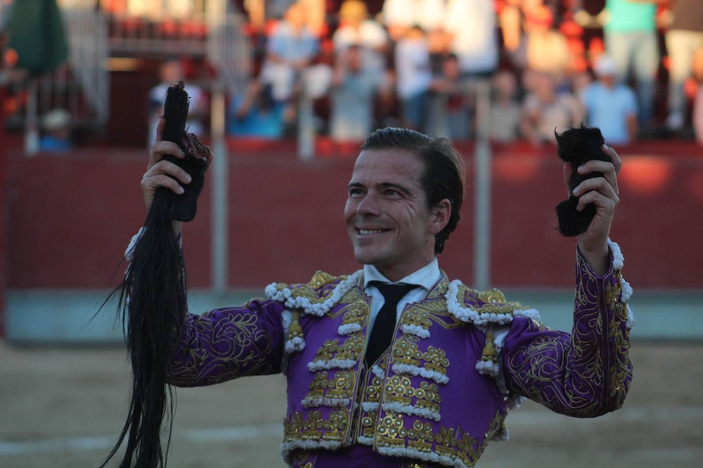 Doble puerta grande con una buena corrida de Buenavista en Almorox