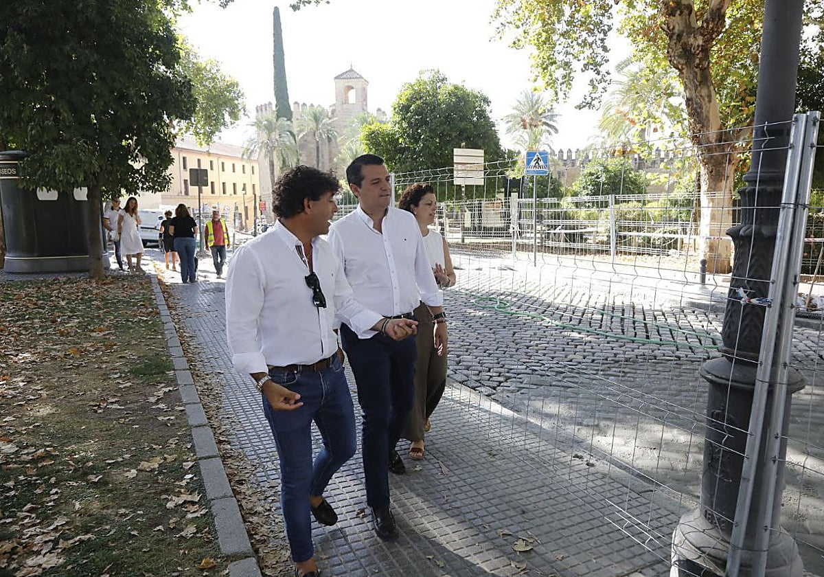 Bellido, durante una visita a la zona adecentada