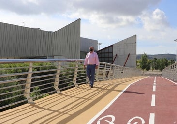 El Ayuntamiento de Lucena externaliza parte de la limpieza y el mantenimiento