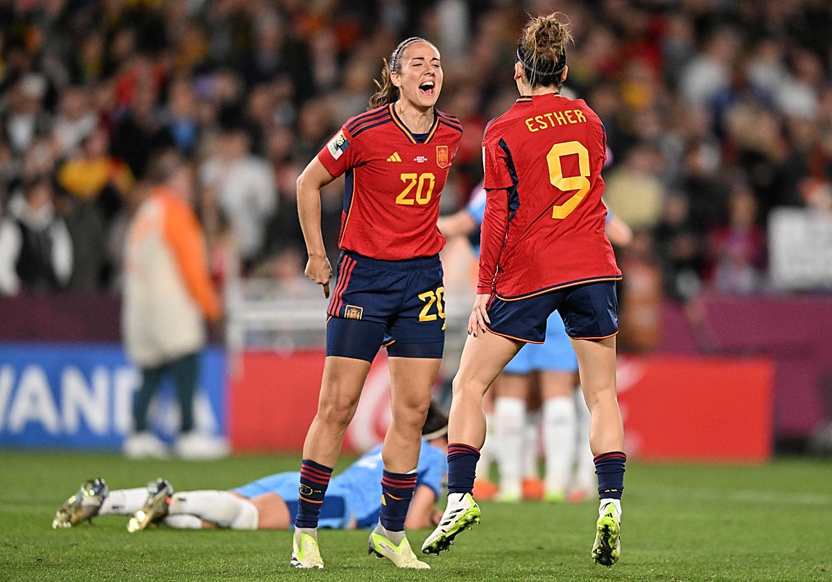 Rocío Gálvez celebra el título nada más concluir la final