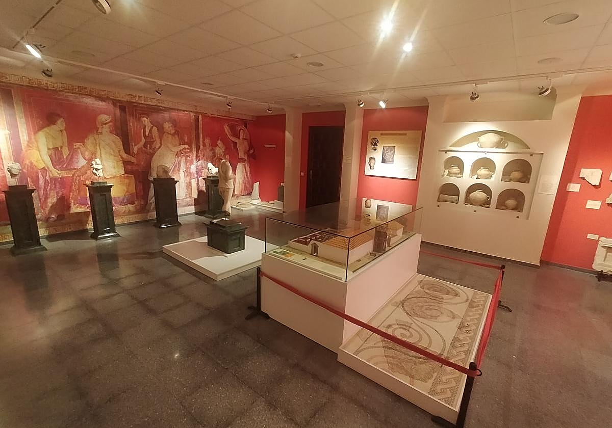 Imagen de la sala romana del museo Ulía de Montemayor