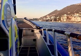 Nuevo incidente en el Peñón: Gibraltar retiene a un pesquero español y denuncia a su patrón