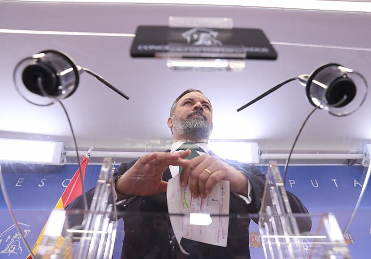 El líder del Partido Popular recompone los puentes con los de Abascal