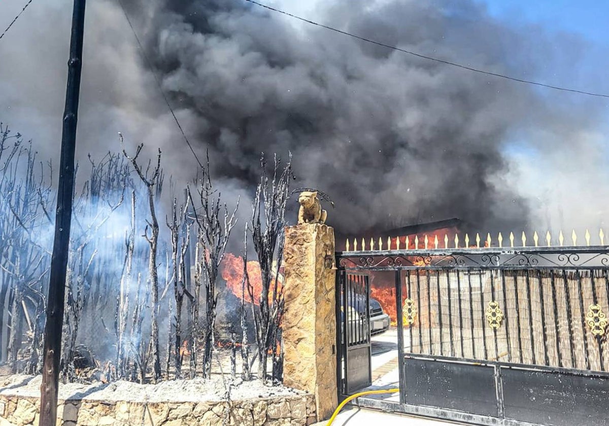 Imagen de la urbanización en la que se ha producido el incendio en Jávea (Alicante)