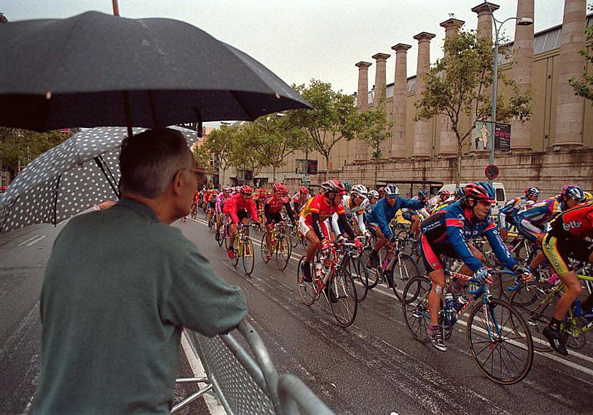 Paso de la Vuelta por Barcelona, en 1999