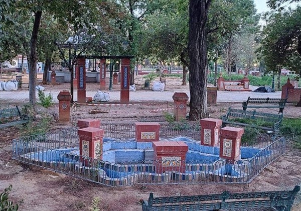 SOS Talavera alerta de que los jardines del Prado no tienen agua y de que su obra está parada