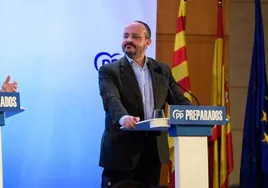 El modelo de Feijóo para su partido: una suma de regionalismos compatible con la unidad de España