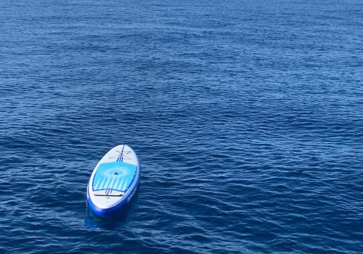 La tabla de paddle hinchable de paddle surf ha aparecido a 15 millas de la playa desde dónde partieron