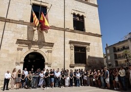 El policía que mató a su exmujer en Alzira trabajó como escolta de altos cargos de la Generalitat Valenciana