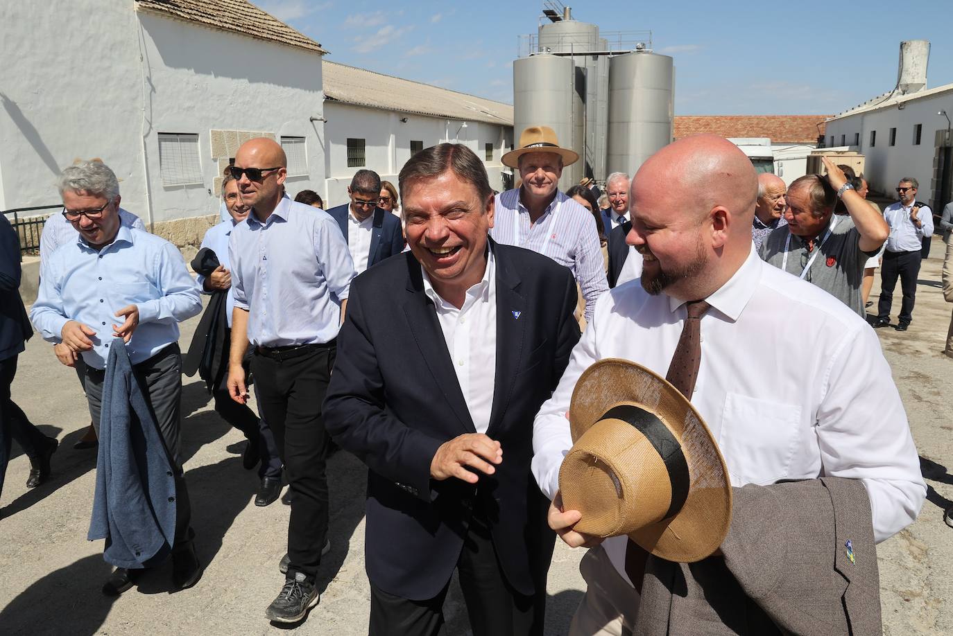 La visita de los ministros de Agricultura de la UE a Bodegas Alvear de Montilla