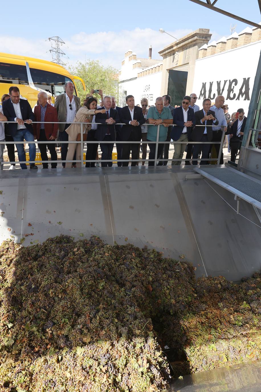 La visita de los ministros de Agricultura de la UE a Bodegas Alvear de Montilla