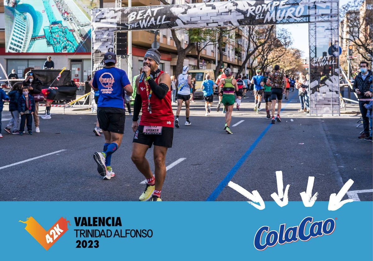 Imagen del acuerdo de patrocinio entre ColaCao y Maratón Valencia