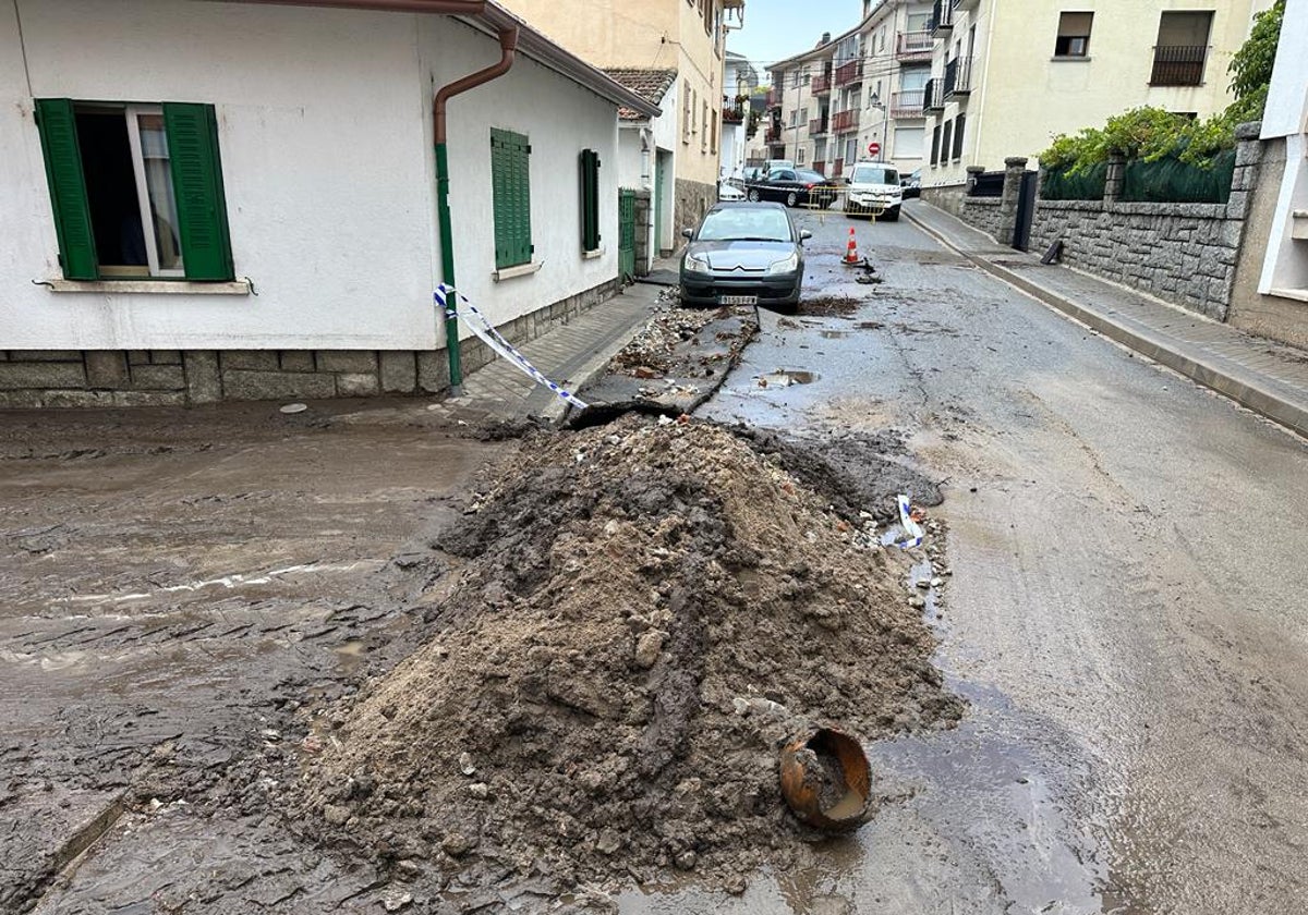 La DANA dejó importantes daños en las calles de El Espinar