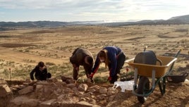 Regresan las excavaciones arqueológicas al yacimiento de Cruz de Mayo de Brazatortas