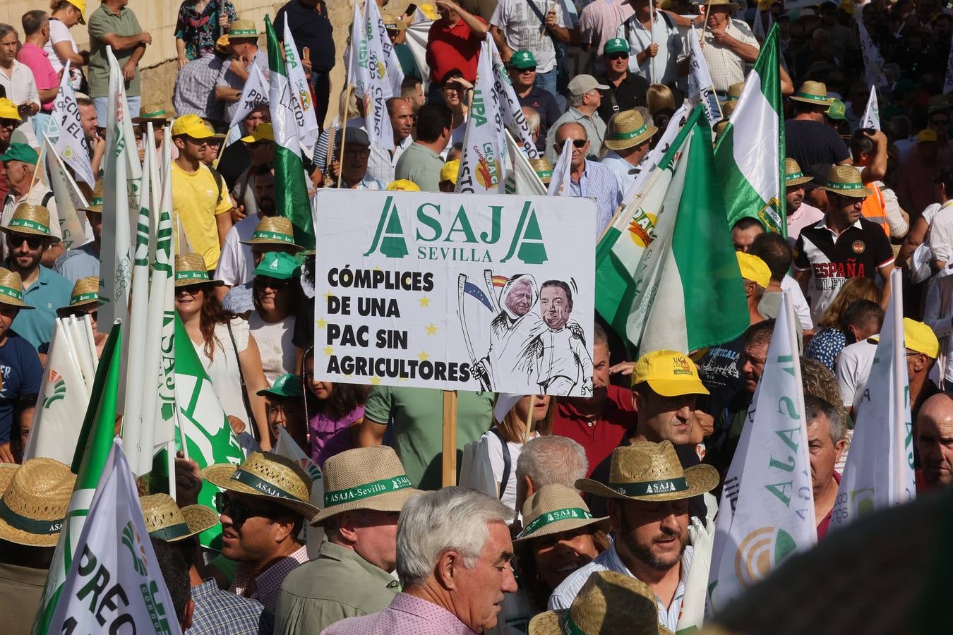 Fotos: El campo estalla en Córdoba frente a los ministros de la UE