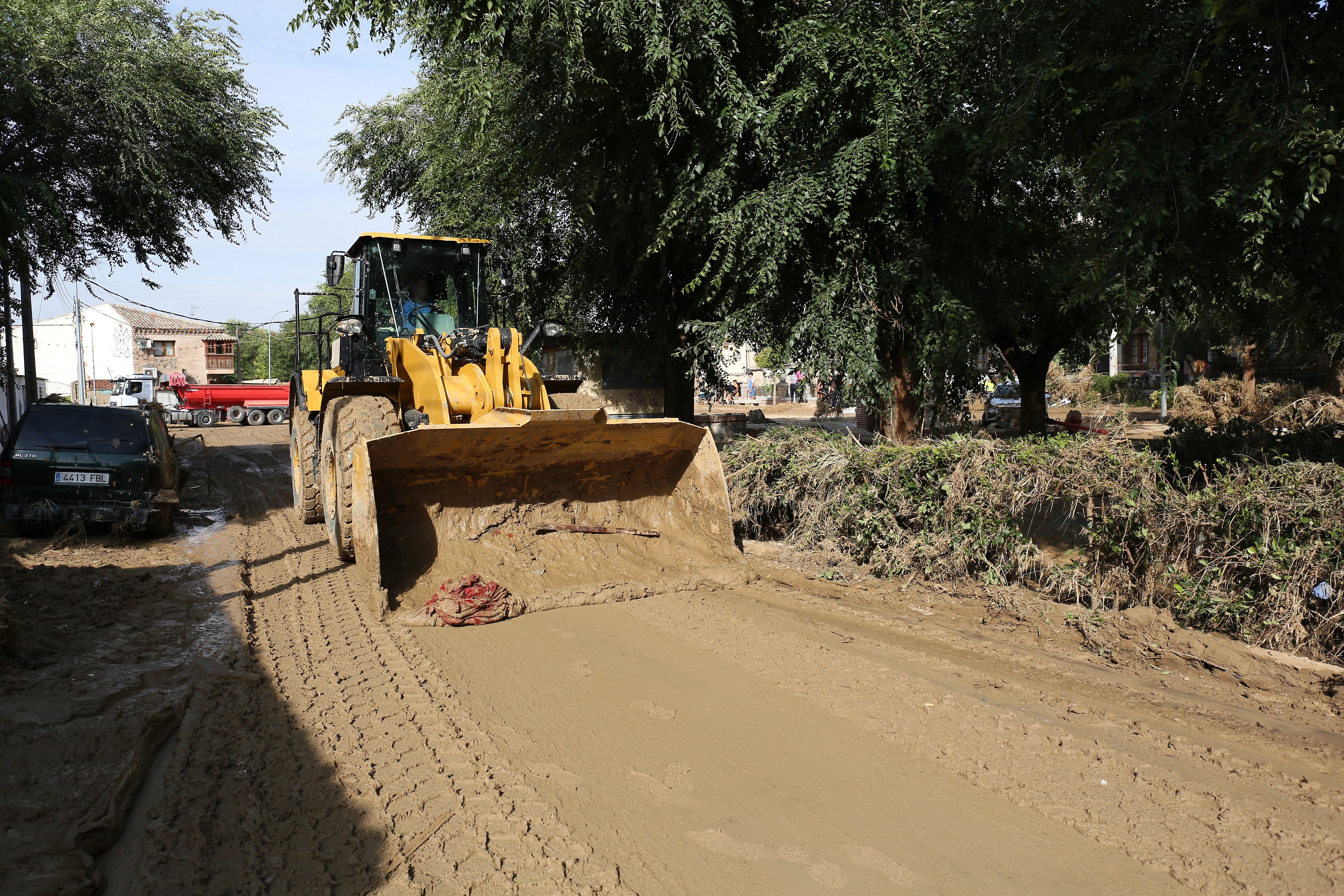 Las imágenes de un pueblo que se ha quedado hasta sin plaza por la DANA