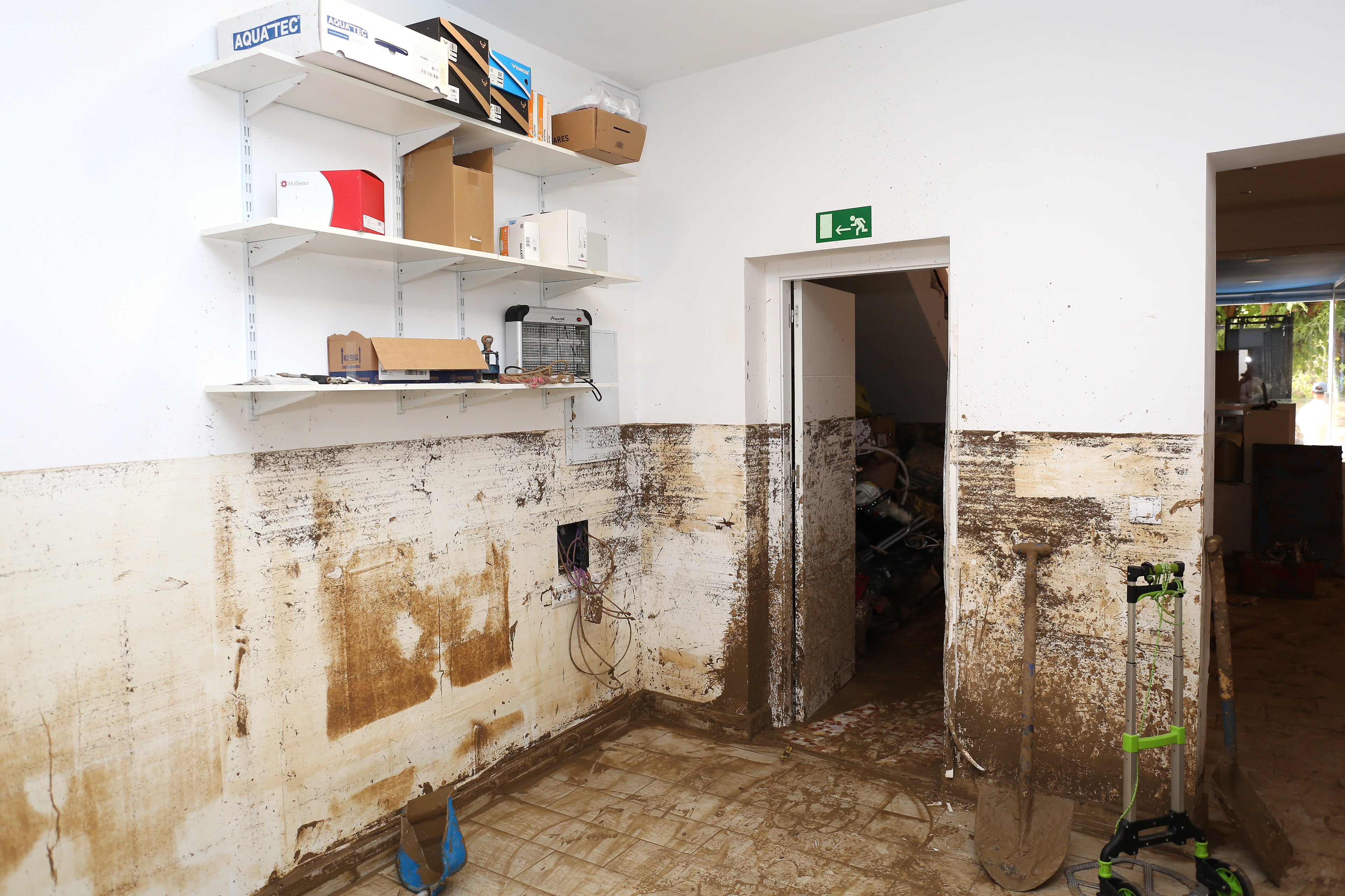 Las imágenes de un pueblo que se ha quedado hasta sin plaza por la DANA