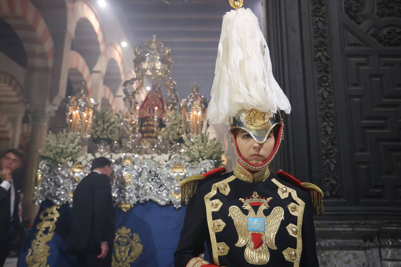 Fotos: La solemne misa y la procesión de la Fuensanta en Córdoba