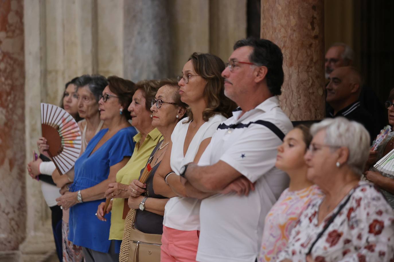 Fotos: La solemne misa y la procesión de la Fuensanta en Córdoba