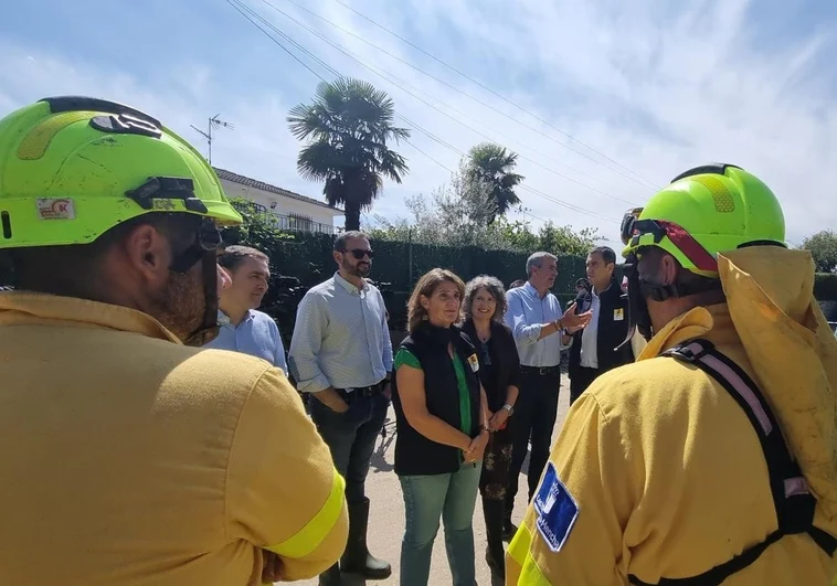 Visita a Escalona de la ministra para la Transición Ecológica, Teresa Ribera, junto al alcalde de la localidad, Álvaro Gutiérrez