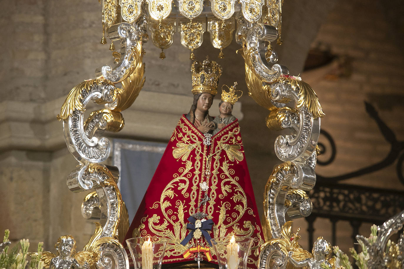 Fotos: La misa del obispo y el ambiente festivo de la Fuensanta en Córdoba